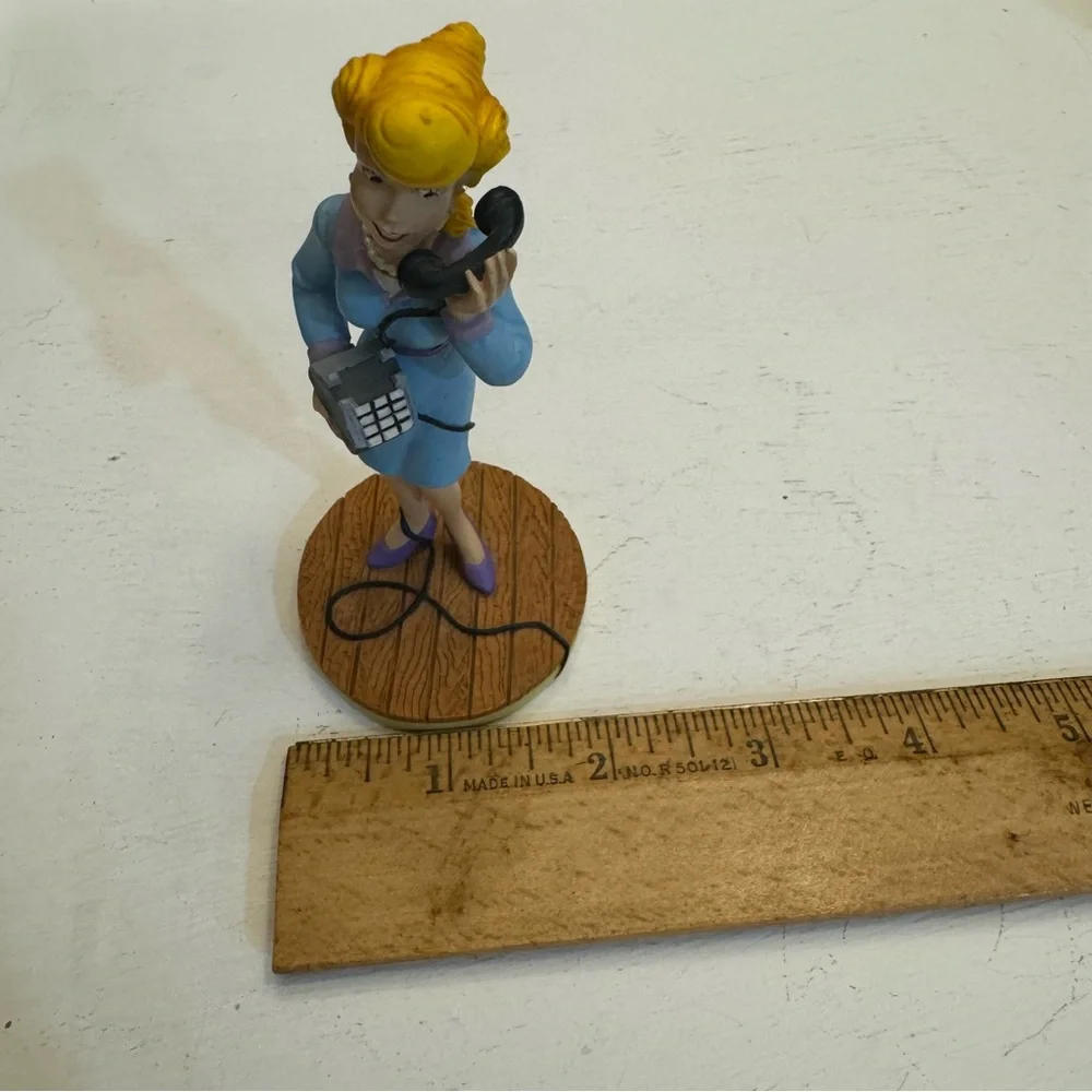 2000 Blondie Comic Figurine Blondie On The Phone Vintage